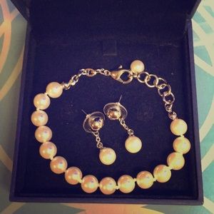 Pearl Bracelet Earrings Set